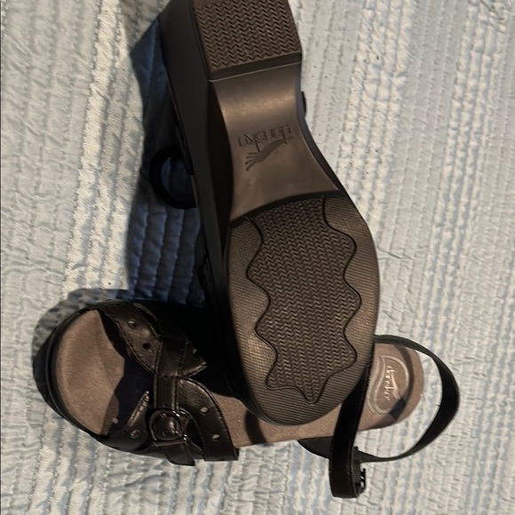 Dansko Black Sandals with Ankle Strap and Cushioned Footbed - Picture 2 of 7